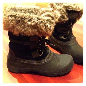 Khombu weather proof boots